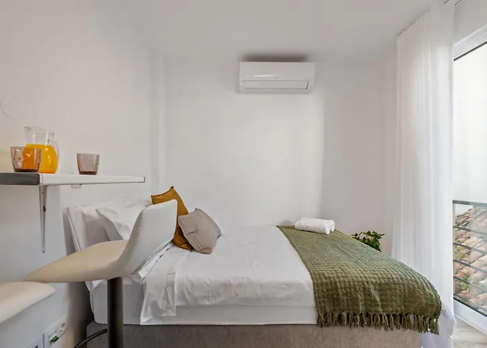 Brito's - Monthly & Digital Nomads 3*