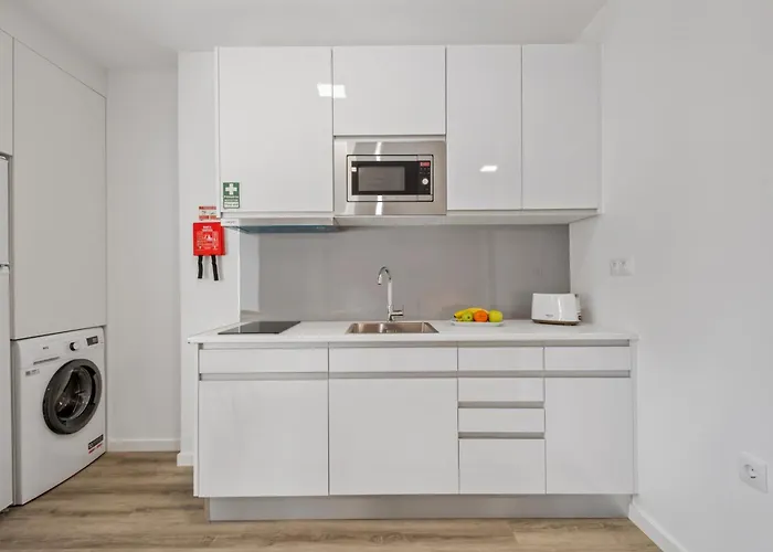 Brito's - Monthly & Digital Nomads Фуншал