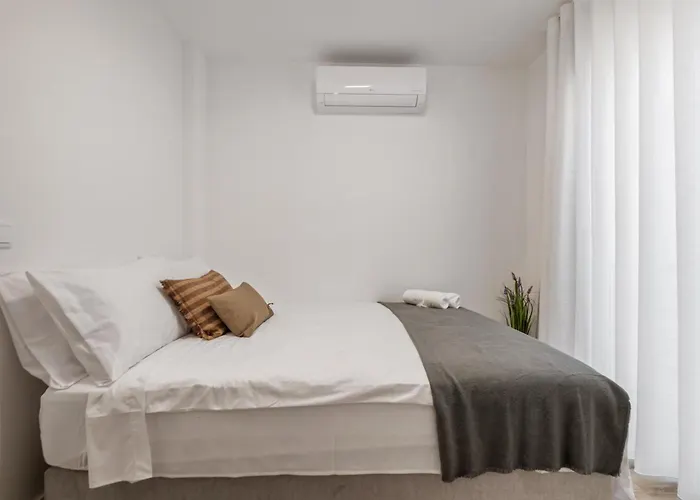 Brito's - Monthly & Digital Nomads 3* Фуншал