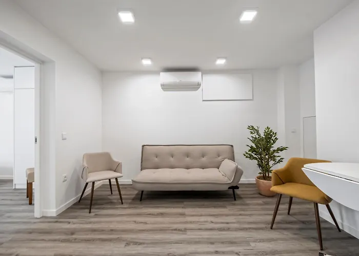 Brito's - Monthly & Digital Nomads