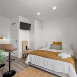 Brito's - Monthly & Digital Nomads 3* Funchal (Madeira)