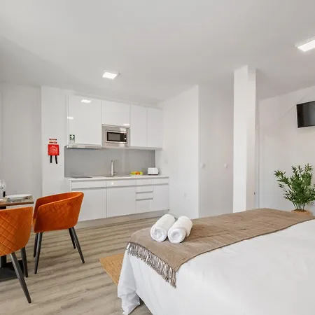 Brito's - Monthly & Digital Nomads Guest house Funchal (Madeira)